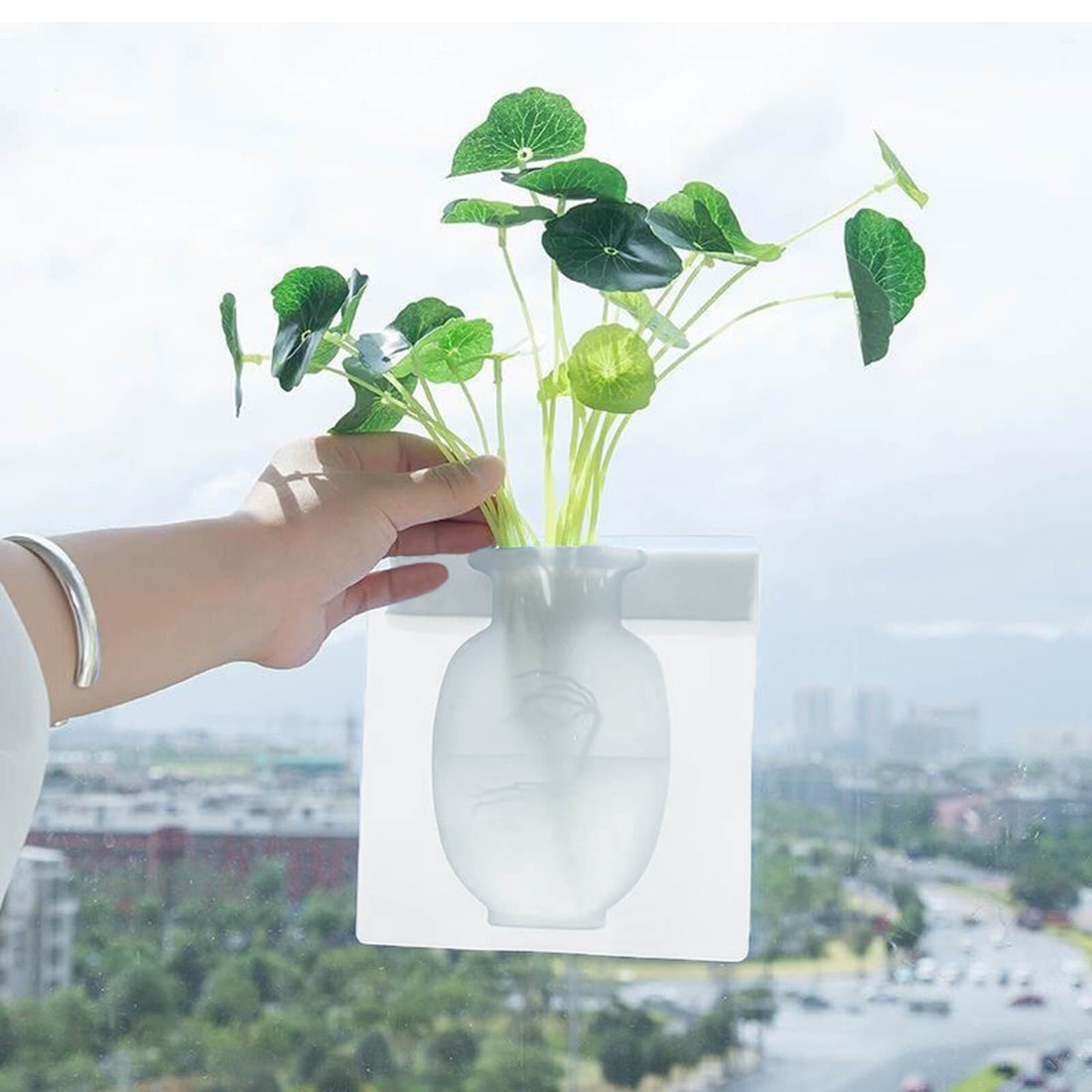 Magic Rubber Silicone Sticky Flower Wall Mounted Vase Container Bottle Storage