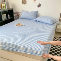 Plaid Style Fitted Sheet Skin-friendly Bed Cover Elastic Bedsheet for Girls Boys Room cover lit Home Bed Linen (No Pillowcase)