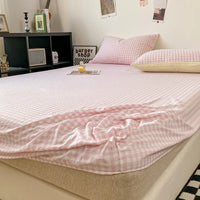 Plaid Style Fitted Sheet Skin-friendly Bed Cover Elastic Bedsheet for Girls Boys Room cover lit Home Bed Linen (No Pillowcase)