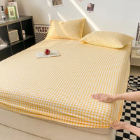 Plaid Style Fitted Sheet Skin-friendly Bed Cover Elastic Bedsheet for Girls Boys Room cover lit Home Bed Linen (No Pillowcase)