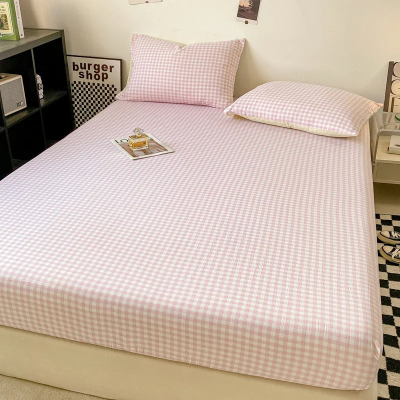 Plaid Style Fitted Sheet Skin-friendly Bed Cover Elastic Bedsheet for Girls Boys Room cover lit Home Bed Linen (No Pillowcase)